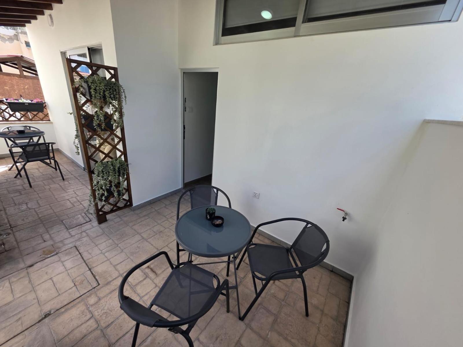 Town Centre Suites Larnaka Exterior foto
